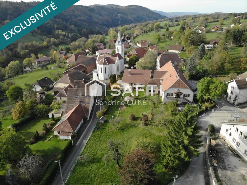 Maison - 270 m² - 10 pièces