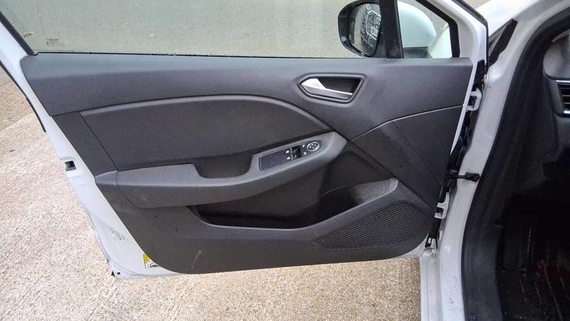 Renault Clio 5 1.0 TCe 90 Business Reversible - Entretien constructeur