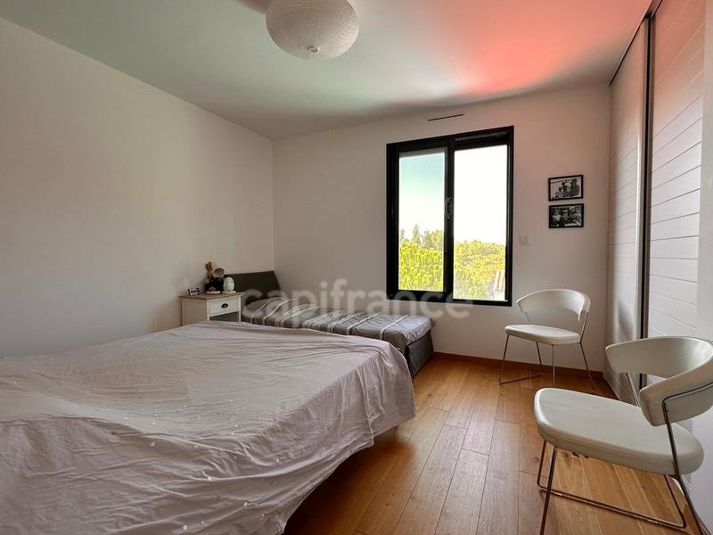 Maison - 163 m² - 5 pièces