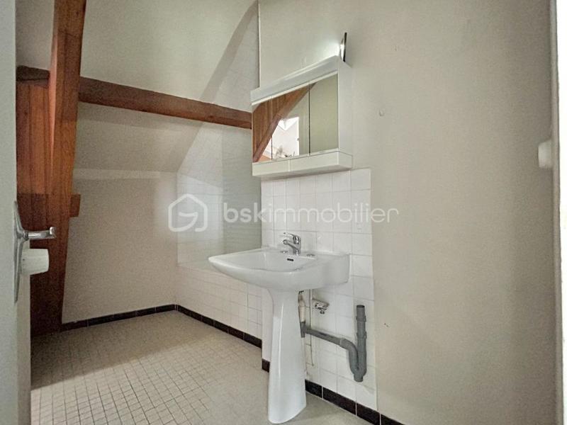 Maison - 157 m² - 8 pièces