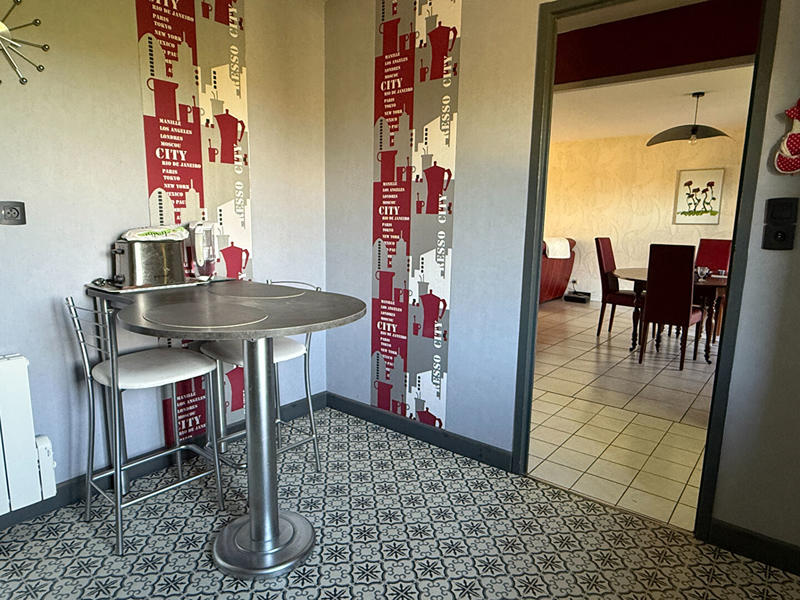 Maison - 80 m² - 5 pièces