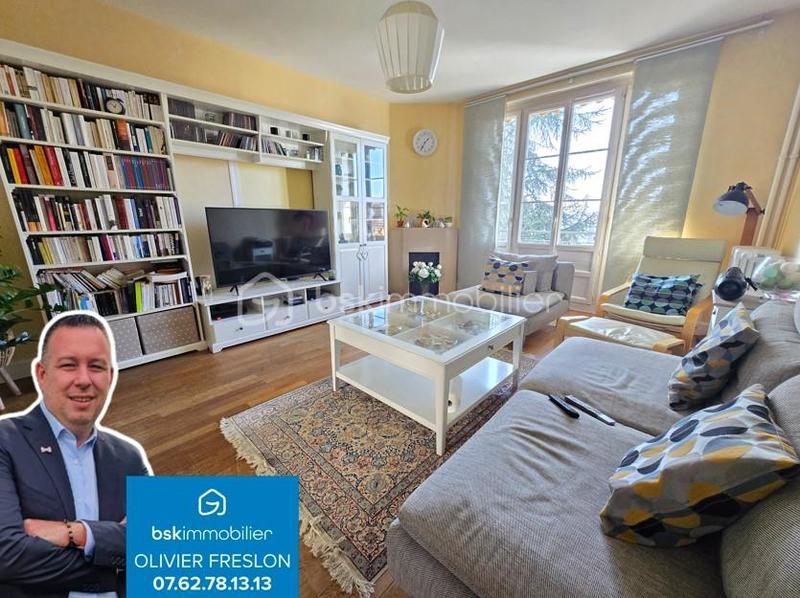 Appartement - 99 m² - 4 pièces