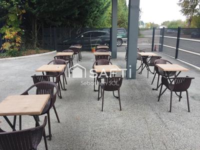 Local commercial - 400 m² - 8 pièces