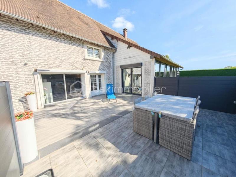 Longère - 210 m² - 6 pièces