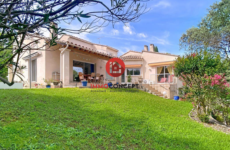 Villa - 232 m² - 7 pièces