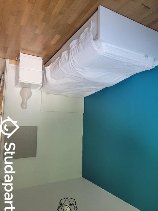 Chambre - 9 m² - 1 pièce