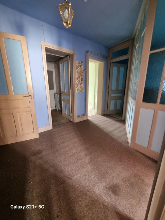 Maison de village - 250 m² - 10 pièces