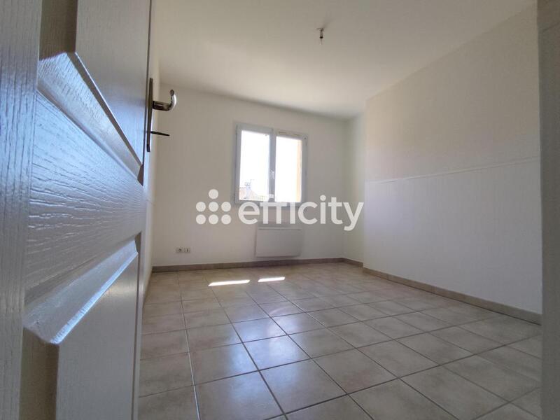 Pavillon - 97 m² - 5 pièces