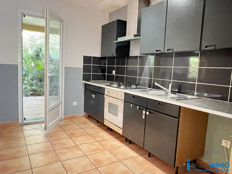 Maison - 211 m² - 9 pièces