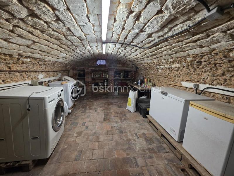 Maison traditionnelle - 189 m² - 8 pièces