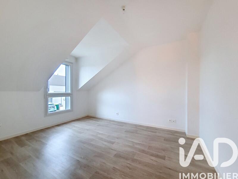 Maison - 84 m² - 4 pièces