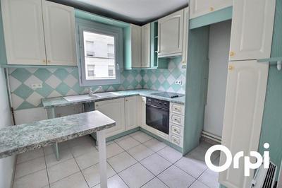 Appartement - 82 m² - 4 pièces