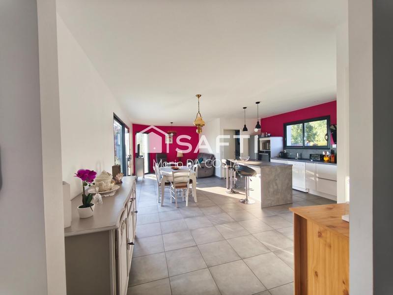 Maison - 102 m² - 4 pièces