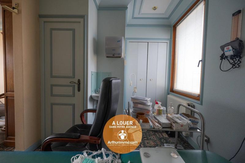 Bureau - 34 m² - 2 pièces