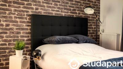 Chambre - 11 m² - 1 pièce