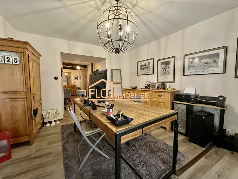 Maison - 500 m² - 5 pièces