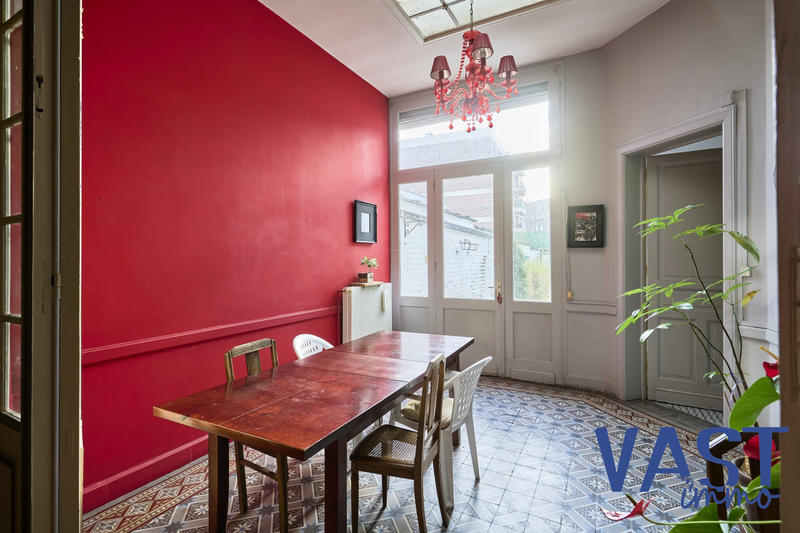 Maison - 183 m² - 6 pièces