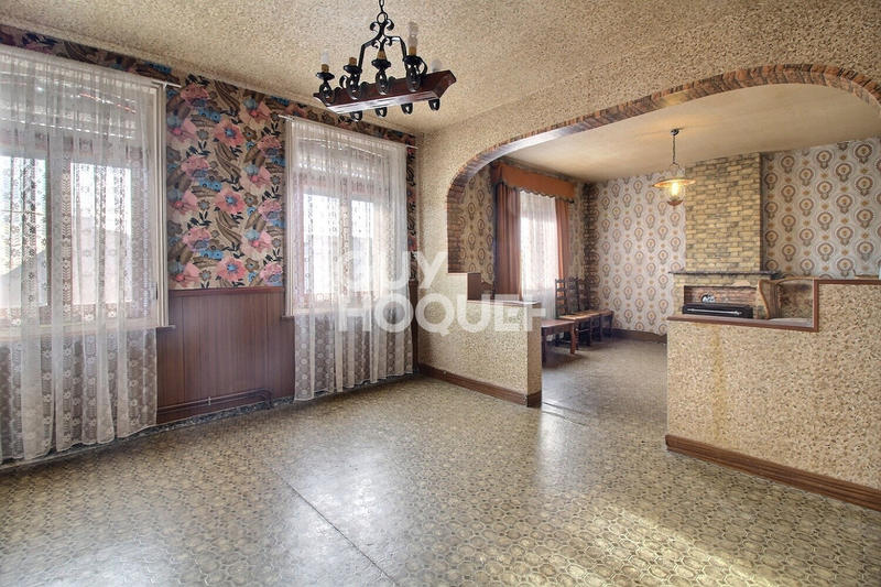 Maison - 197 m² - 9 pièces