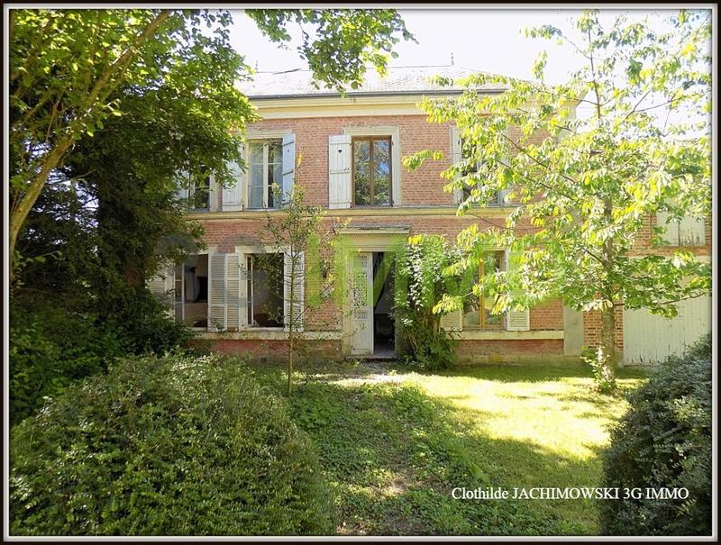 Propriété - 350 m² - 17 pièces