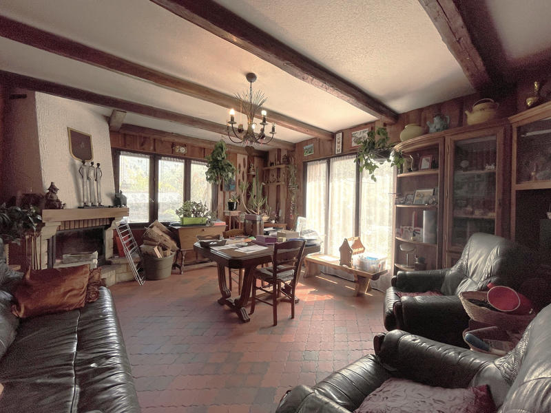 Maison - 181 m² - 5 pièces