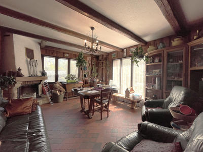 Maison - 181 m² - 5 pièces