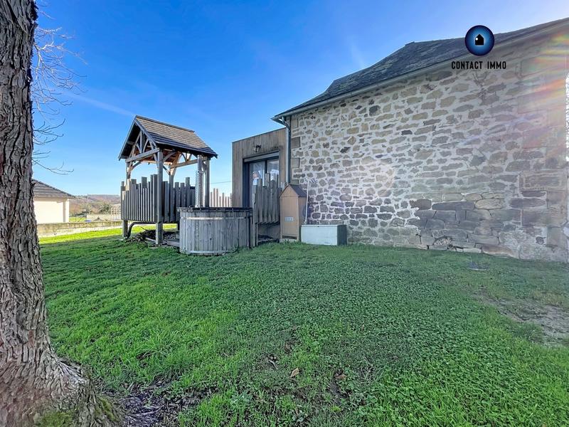 Maison - 210 m² - 10 pièces