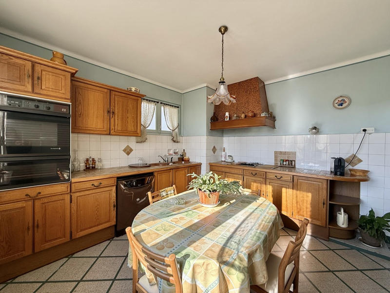 Maison - 160 m² - 7 pièces