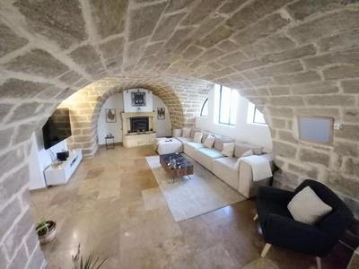 Immeuble - 250 m² - 9 pièces