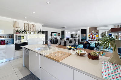 Maison - 116 m² - 4 pièces