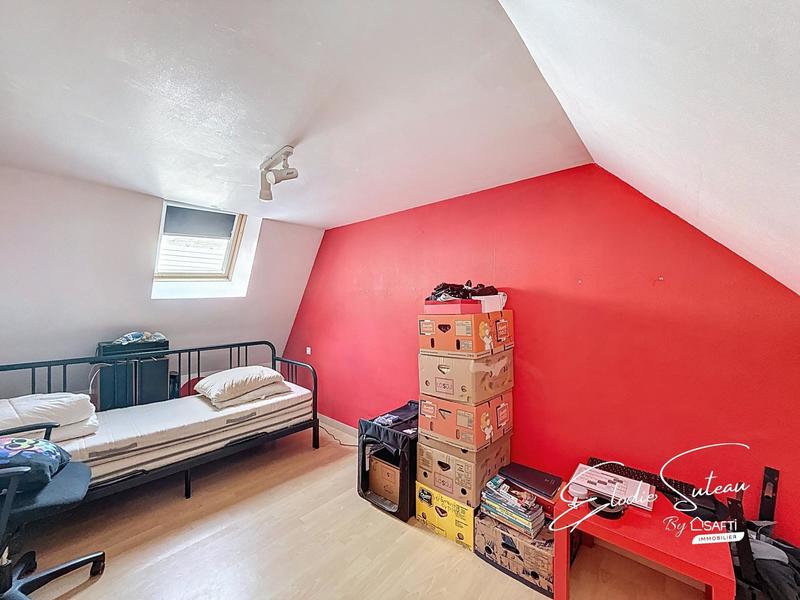 Maison - 166 m² - 8 pièces