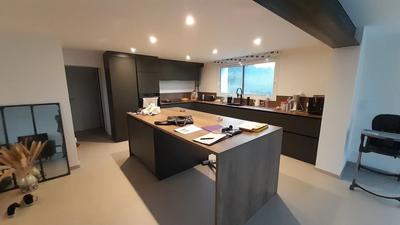 Maison - 160 m² - 6 pièces