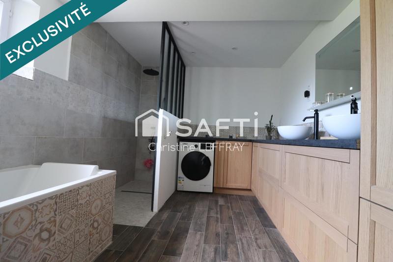 Maison - 121 m² - 4 pièces