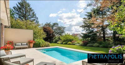 Maison - 170 m² - 8 pièces