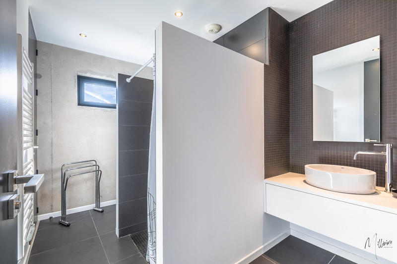 Maison - 192 m² - 6 pièces