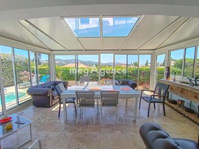 Maison traditionnelle - 130 m² - 5 pièces