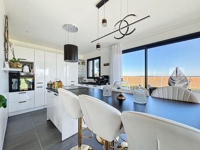 Maison contemporaine - 100 m² - 5 pièces