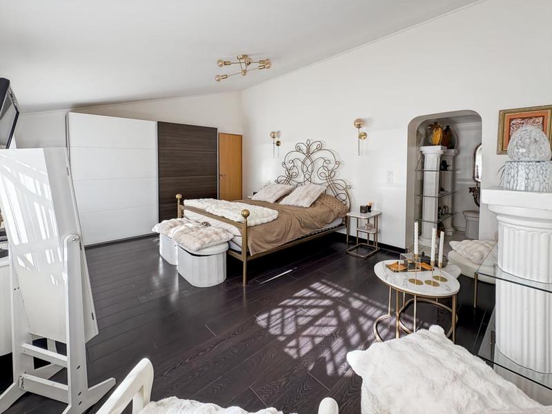 Villa - 210 m² - 7 pièces