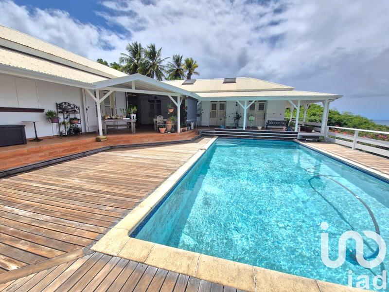 Maison - 156 m² - 5 pièces