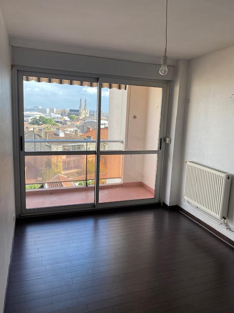 Appartement - 79 m² - 3 pièces