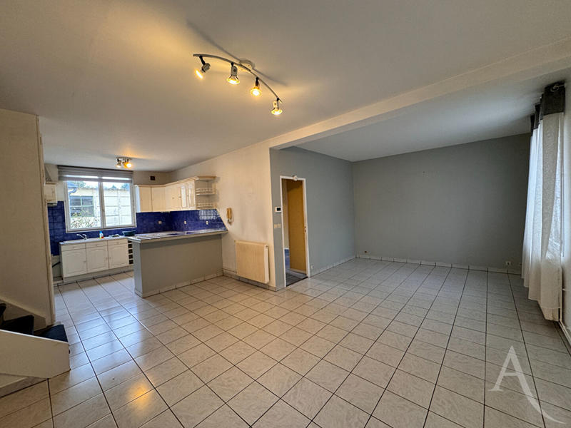 Maison - 84 m² - 4 pièces