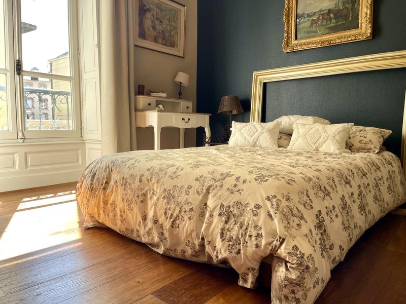 Appartement - 160 m² - 5 pièces