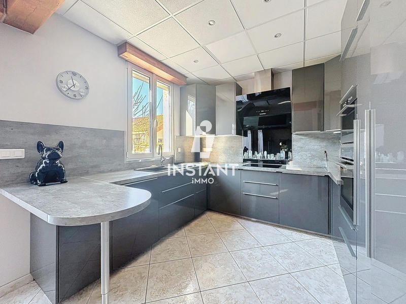 Maison - 106 m² - 5 pièces