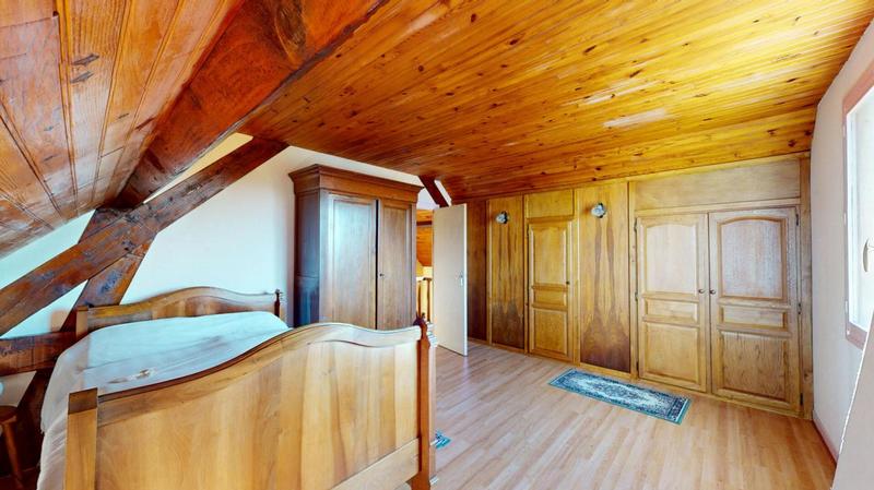 Maison - 150 m² - 5 pièces