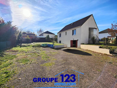 Maison - 83 m² - 5 pièces