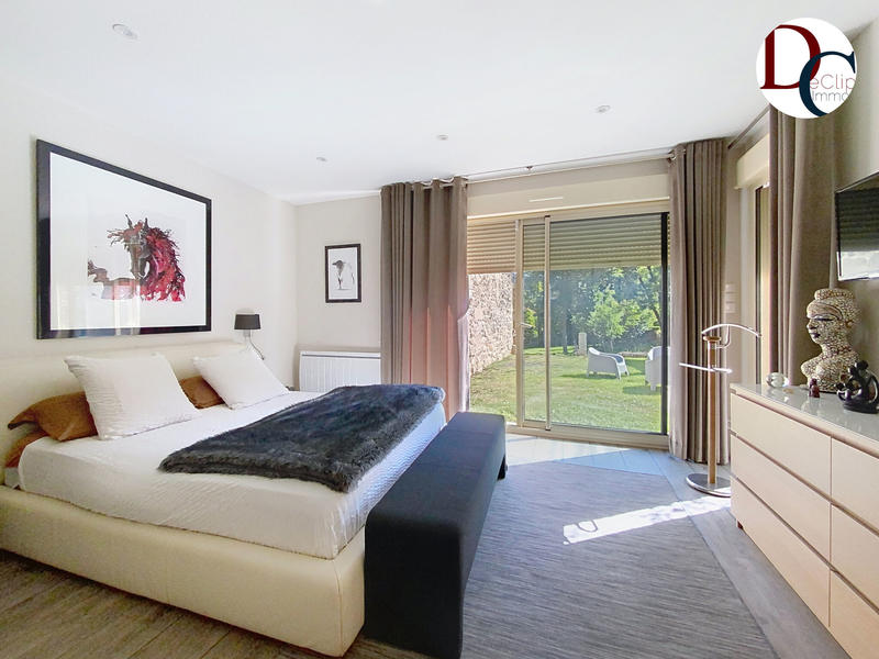 Maison - 190 m² - 10 pièces