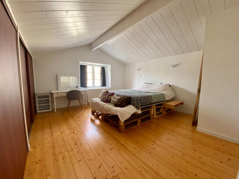 Maison - 121 m² - 3 pièces