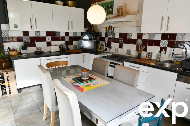 Maison - 143 m² - 7 pièces