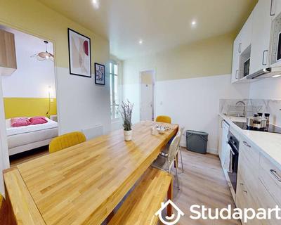 Chambre - 70 m² - 1 pièce