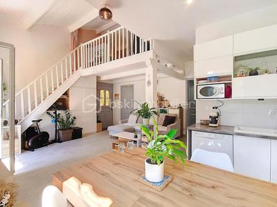 Maison - 74 m² - 4 pièces