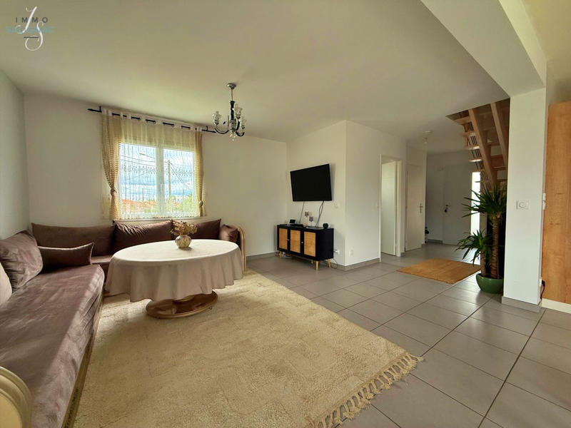 Maison - 97 m² - 4 pièces